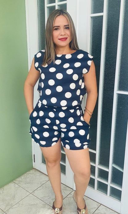 Set polka doats