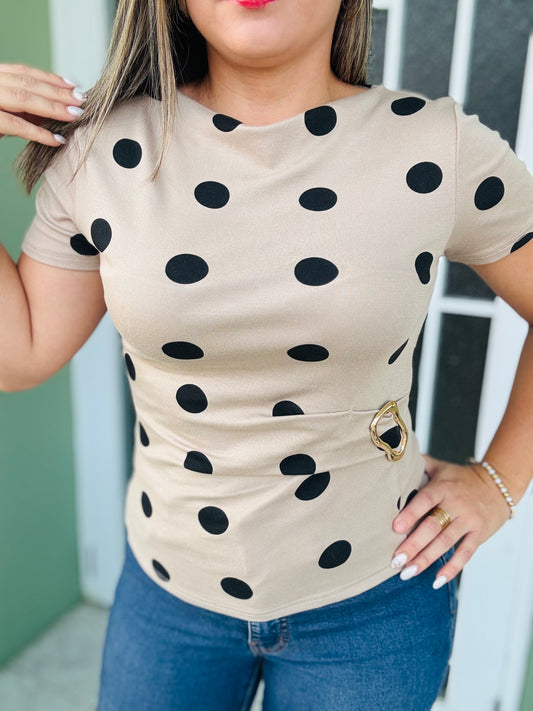 Top polka doats