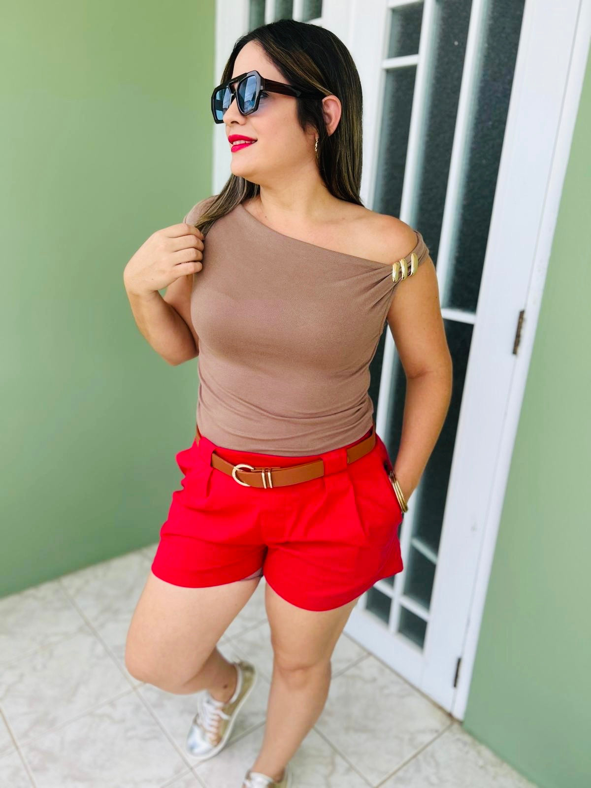 Top one shoulder